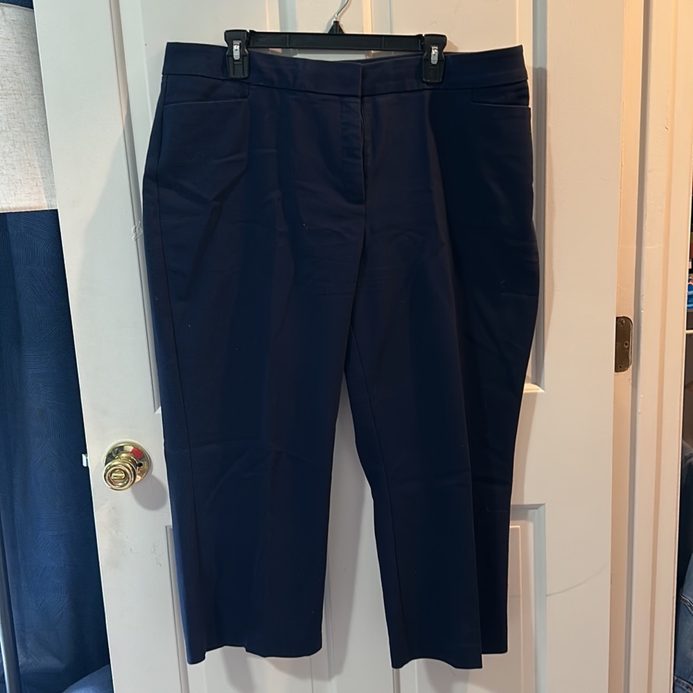 Investments navy blue cropped dress pants. Size 18.